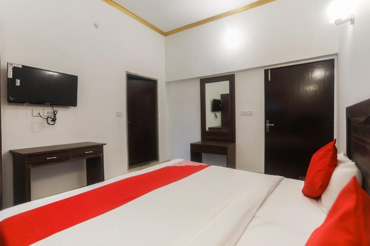 Oyo 45552 Central Hotel Khajurāho Eksteriør billede
